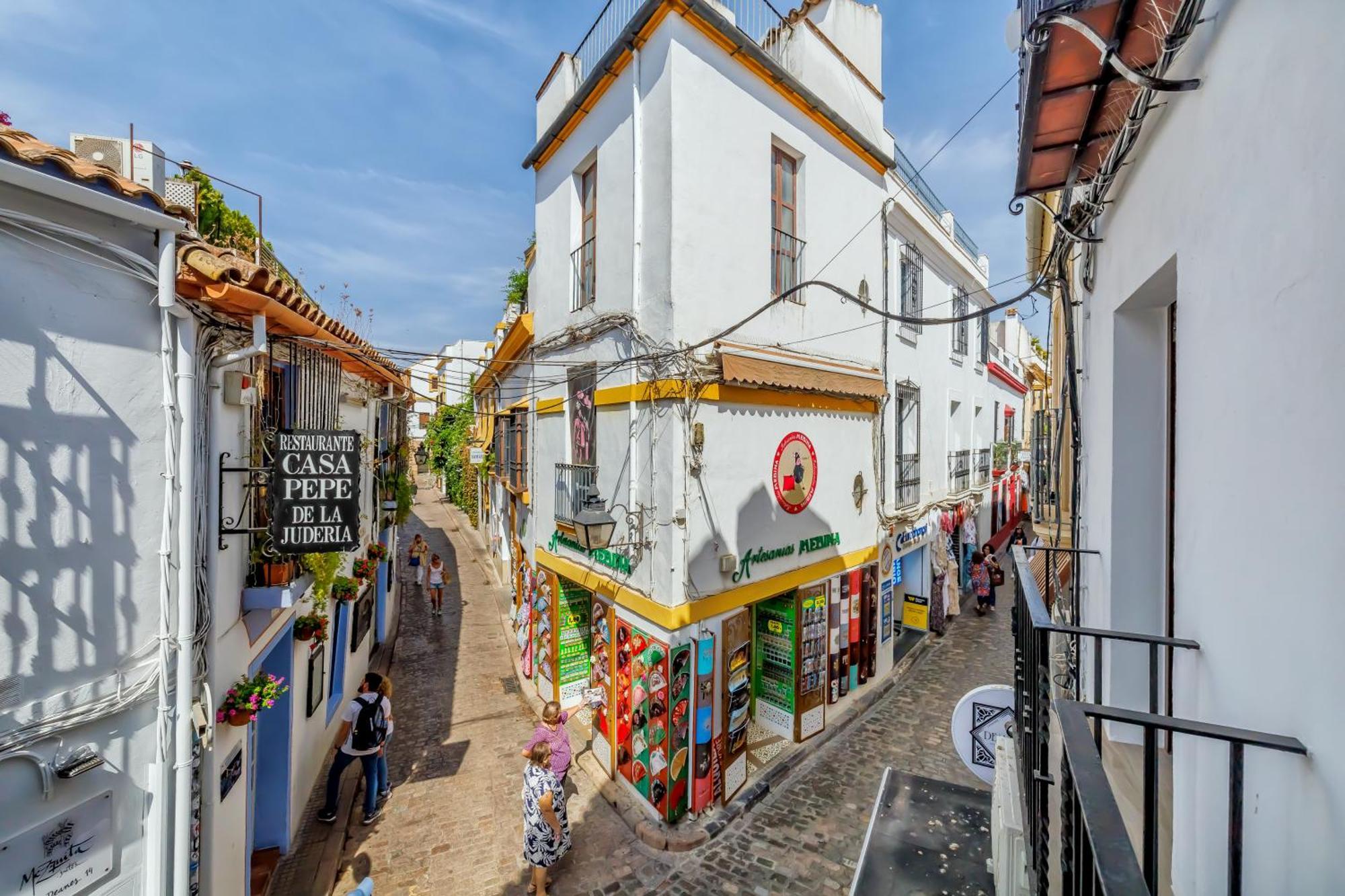 Apartamentos Deanes & Casco Historico コルドバ エクステリア 写真