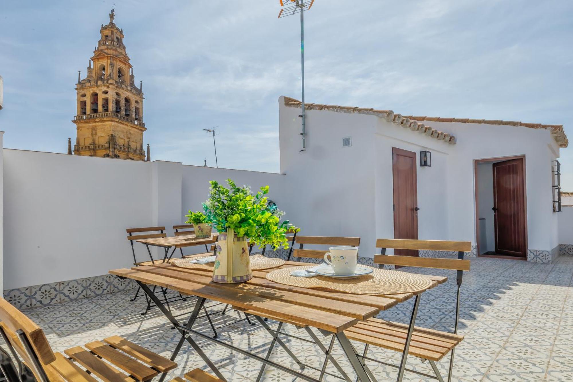 Apartamentos Deanes & Casco Historico コルドバ エクステリア 写真
