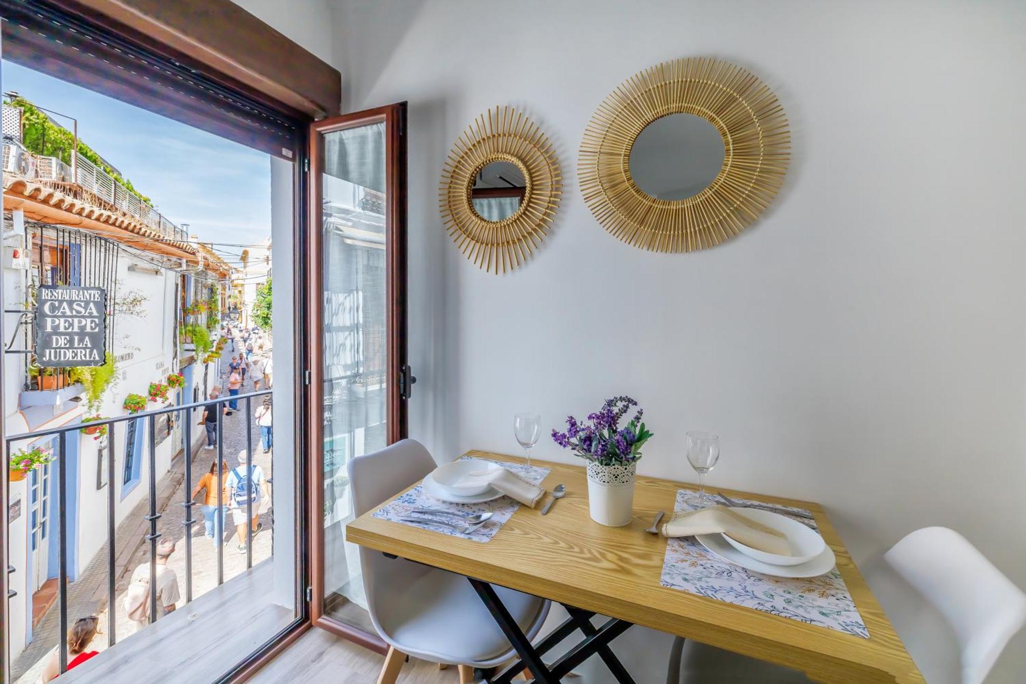 Apartamentos Deanes & Casco Historico コルドバ エクステリア 写真